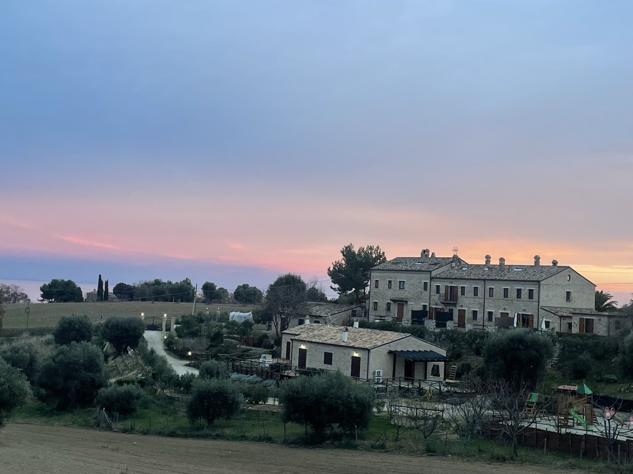Gelsomoro — apartment by the sea in Torre di Palme, Le Marche